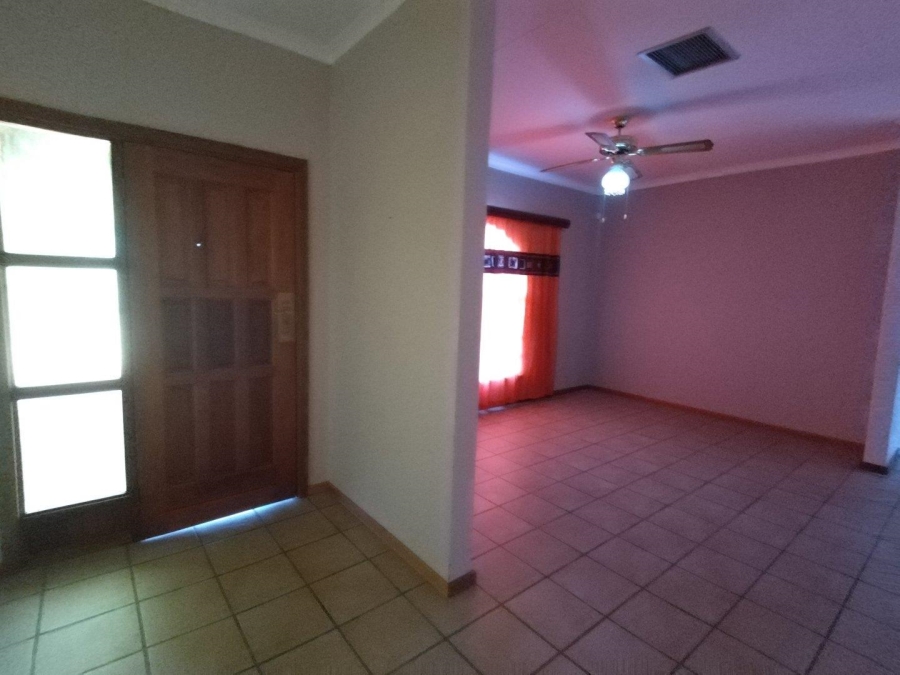 4 Bedroom Property for Sale in Flora Park Northern Cape